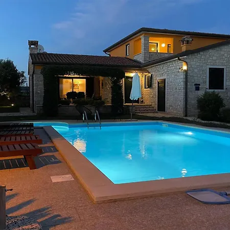 Tranquil Istria بوريتش